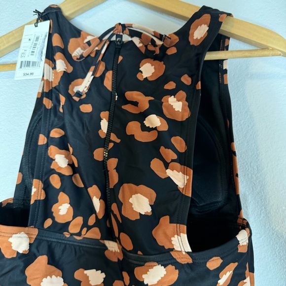 New Shade & Shore Woman’s One Piece Swimsuit Size M - Picture 4 of 14